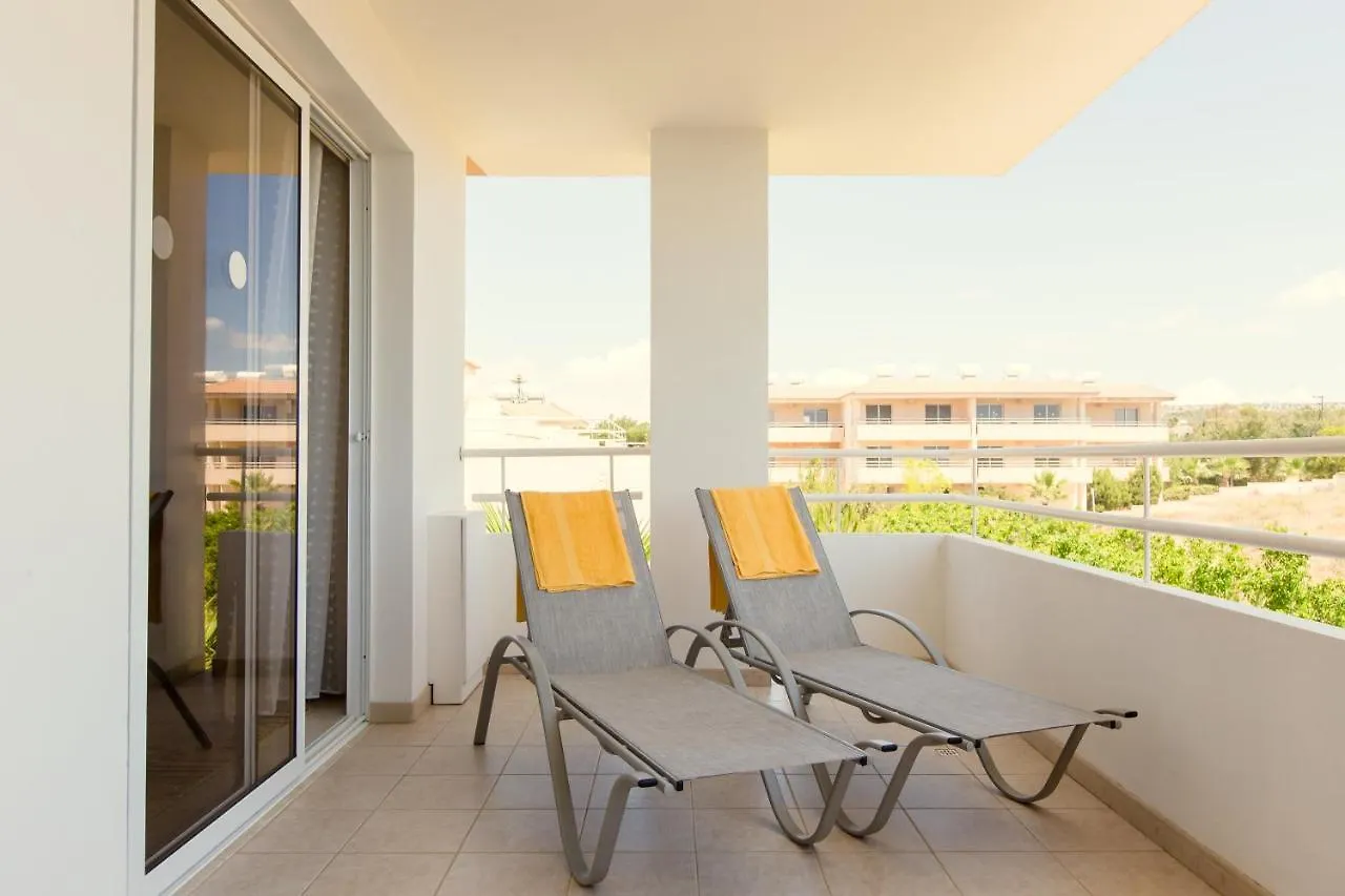 Nissi Beach Pool View Apartment Free Wifi アヤナパ