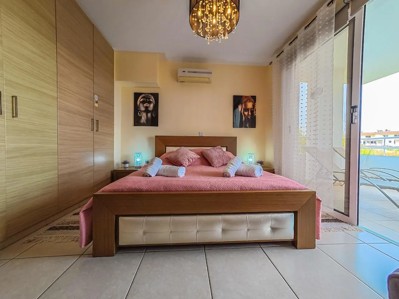 Nissi Beach Pool View Apartment Free Wifi アヤナパ 0*,