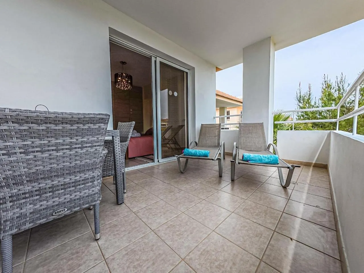 Nissi Beach Pool View Apartment Free Wifi アヤナパ キプロス