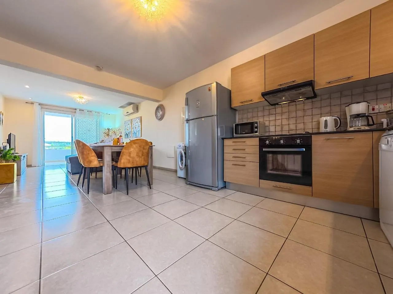Nissi Beach Pool View Apartment Free Wifi アヤナパ 0*,
